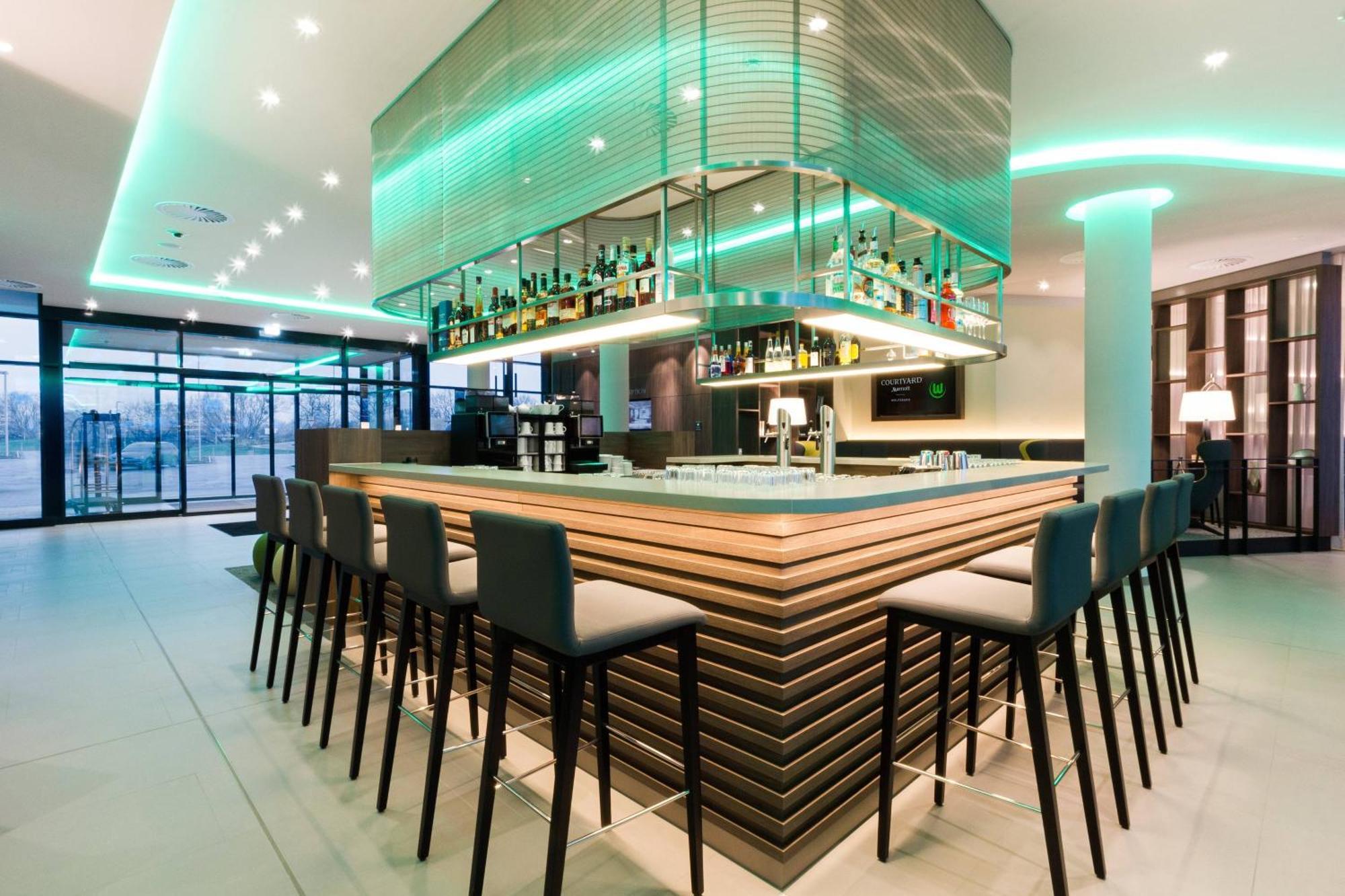 Courtyard By Marriott Wolfsburg Hotel Exterior photo